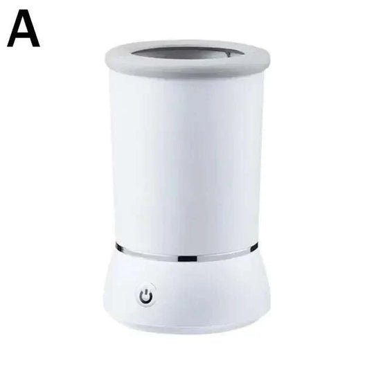 Lavador de patas automático para animais de estimação, em branco, com design cilíndrico e botão de funcionamento na base.